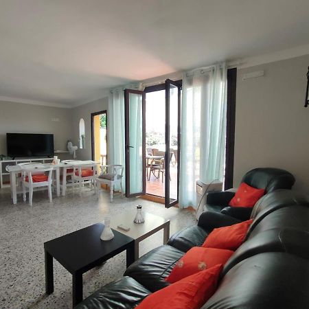 Casa Bueno Apartment เนร์คา ภายนอก รูปภาพ