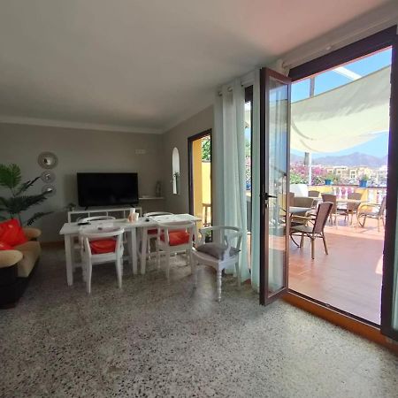 Casa Bueno Apartment เนร์คา ภายนอก รูปภาพ
